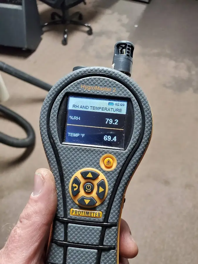 Moisture meter humidity assessment for Mold Remediation & Removal in Alderwood Manor